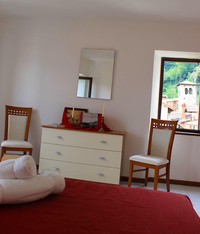 La Piazzetta Apartment เมนาจโจ ภายนอก รูปภาพ